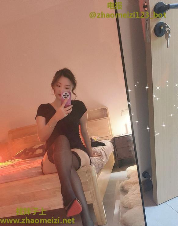 制服诱惑甜甜