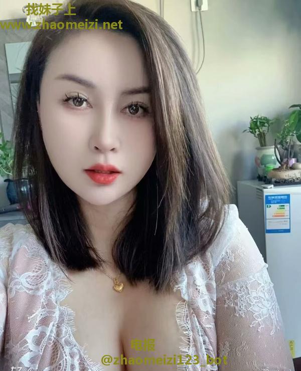 大胸梦梦