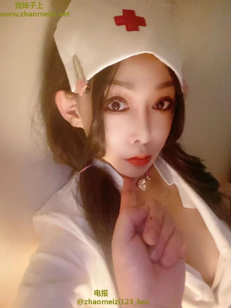 东直门新入行少妇服务棒