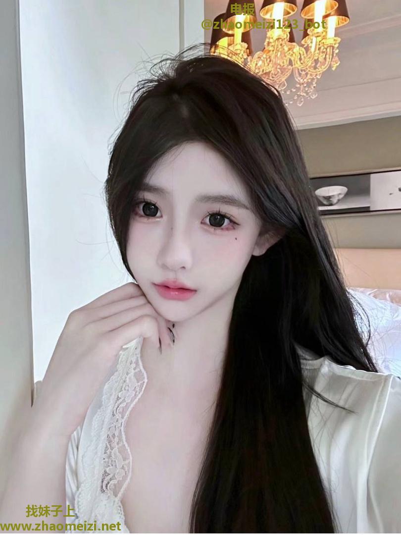 江汉清纯诱人兼职妹