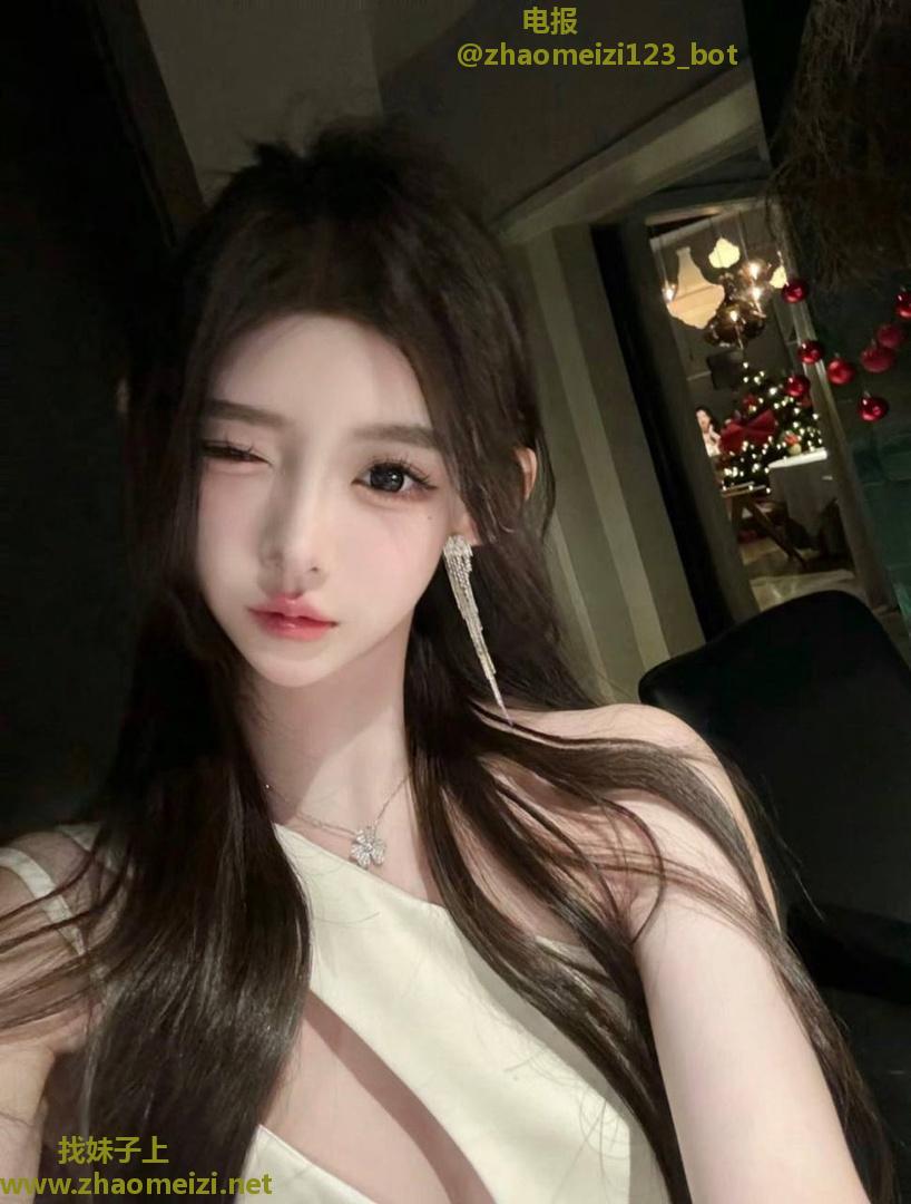 江汉清纯诱人兼职妹