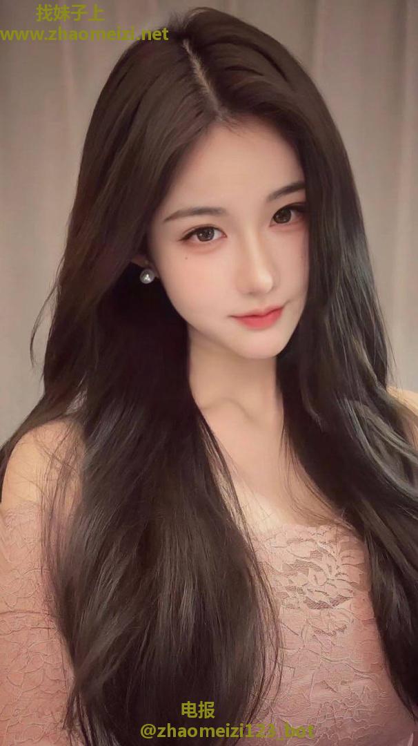 金水长发苗条兼职小妹