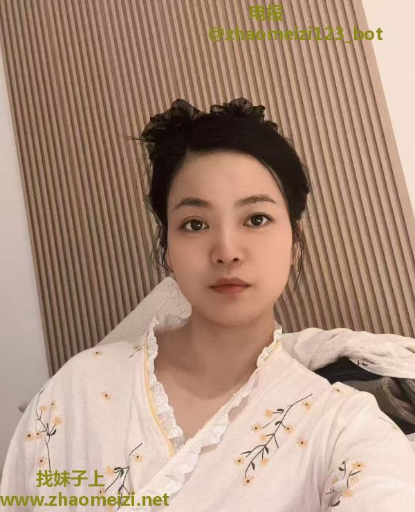中项梦梦