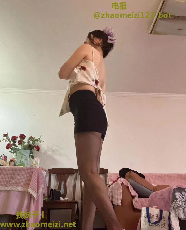 中项梦梦