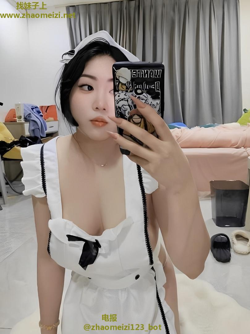 小店爆乳妹娜娜