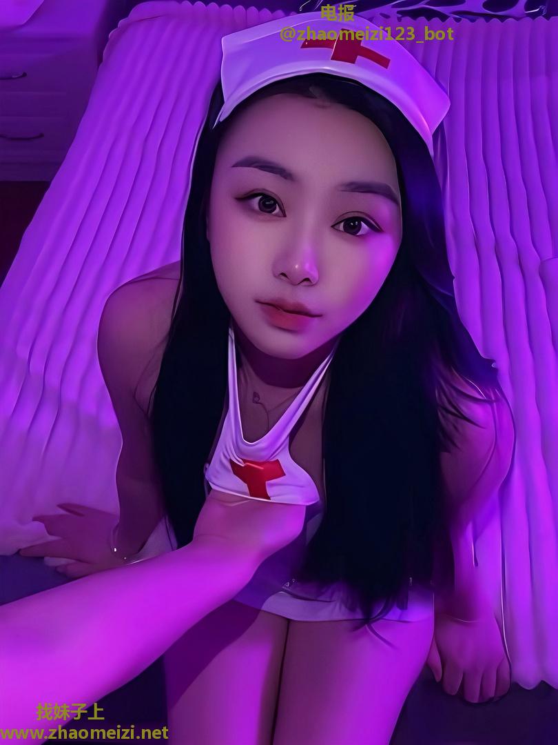 小店娇媚淫娃雪妹