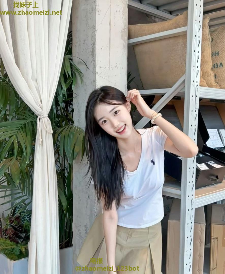清纯白嫩可爱小妹