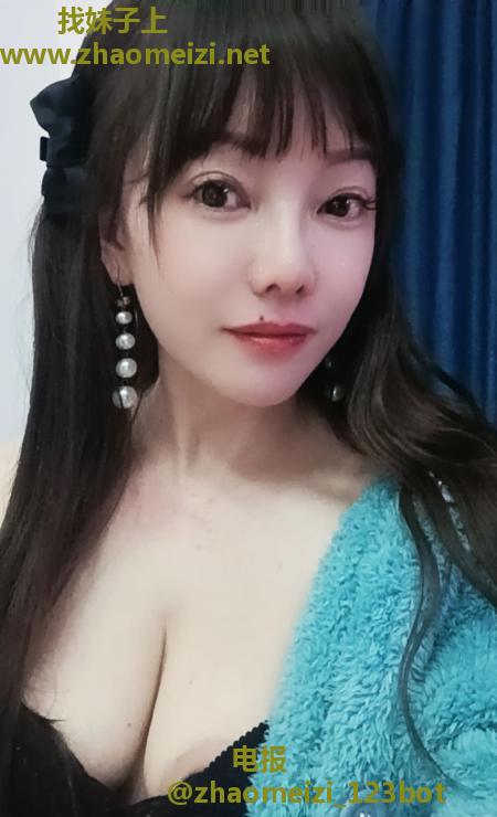 挺有感觉的熟女