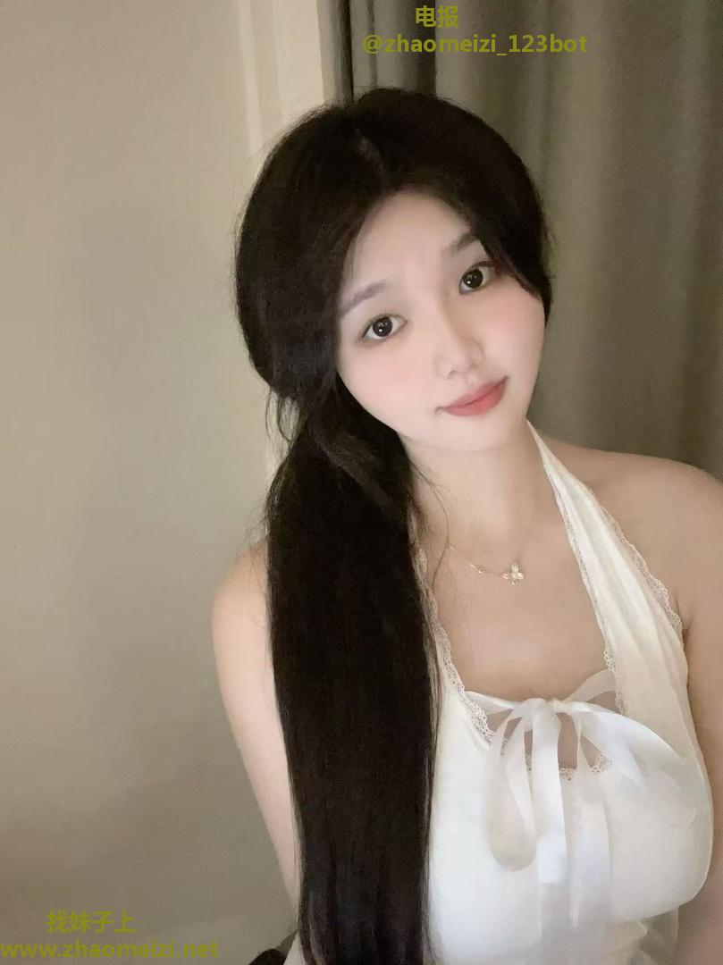 南城性感丰满骚货微微