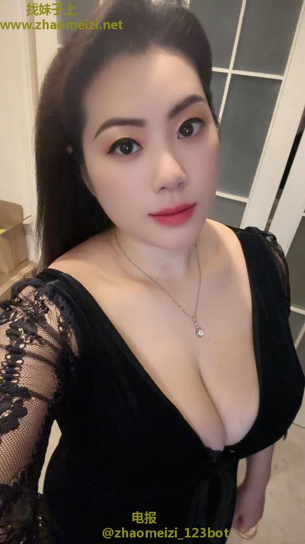 南昌翘臀大波美少妇