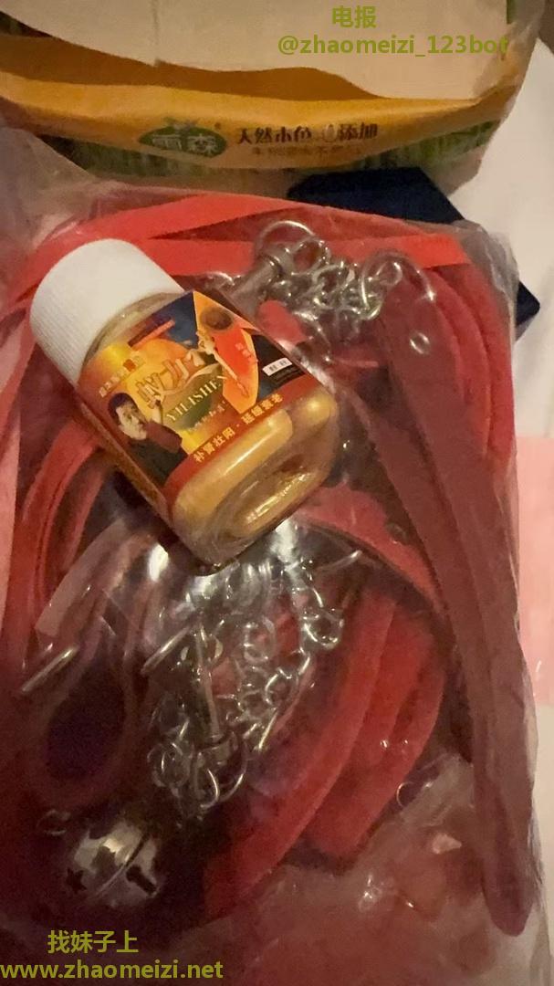 大连翘臀大波安然