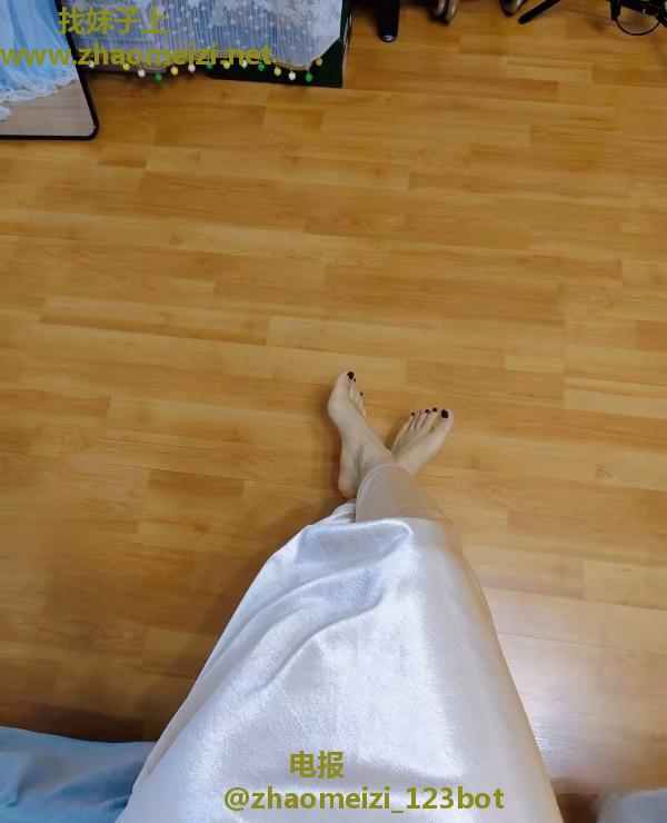 骚气十足的少妇