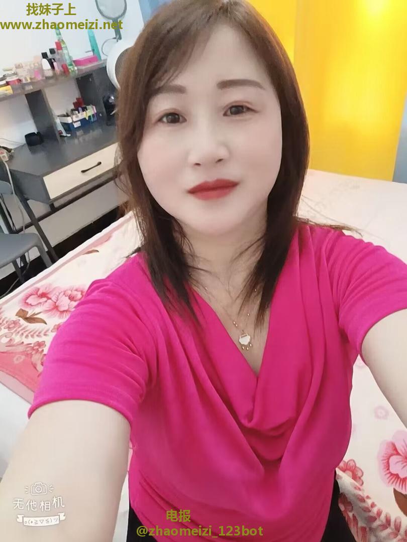 上海闵行熟女 可三通多P