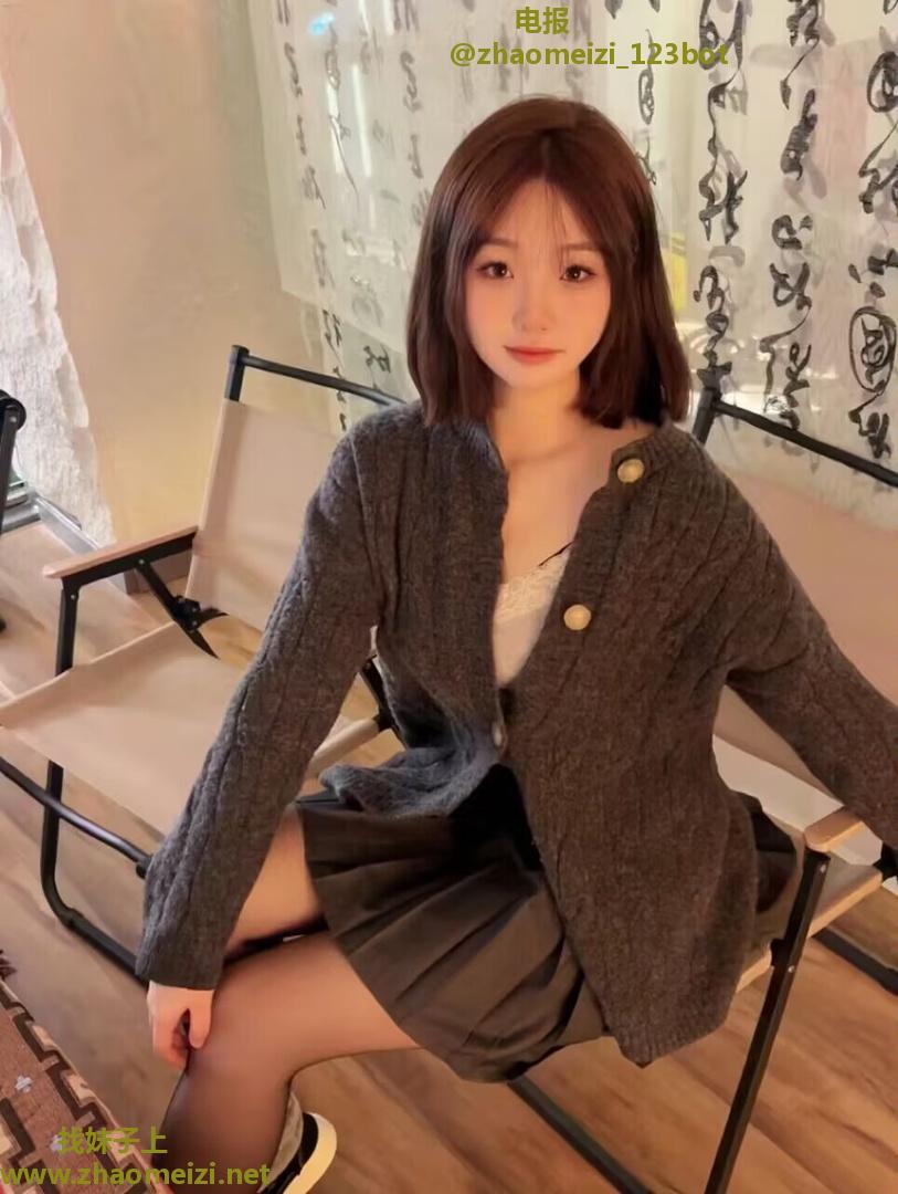 清纯学生妹兼职