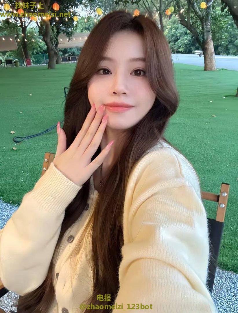 水嫩多汁光滑少妇