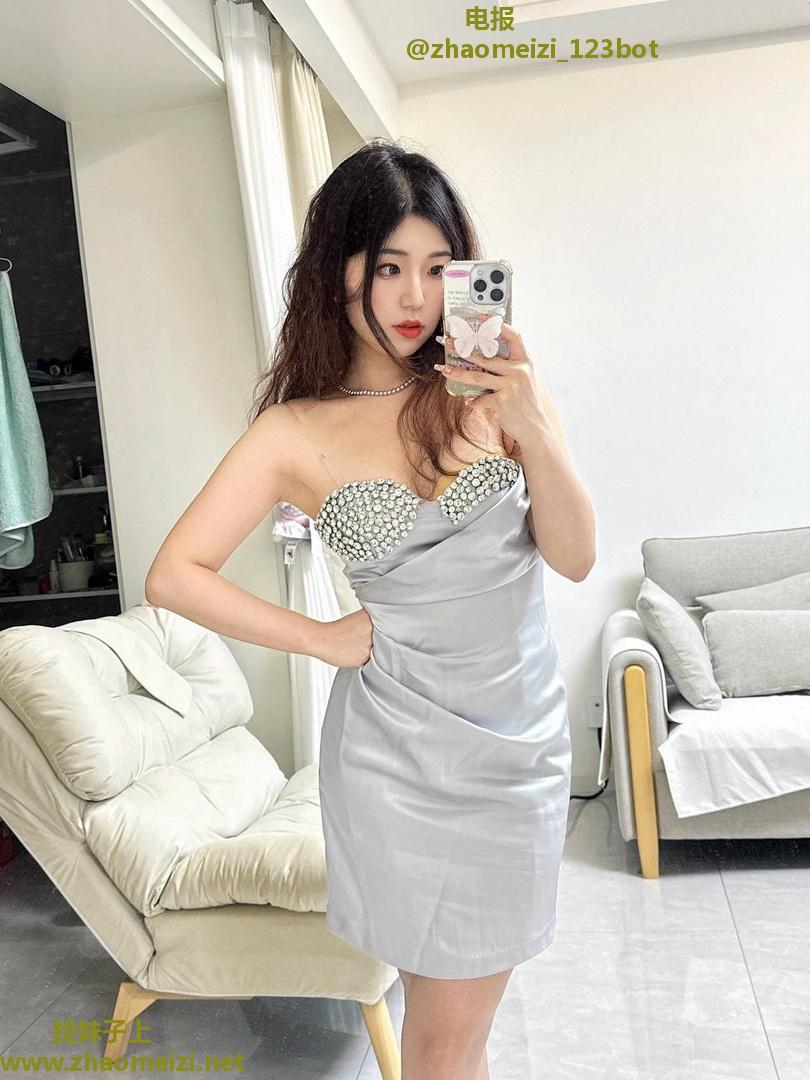 性感美鲍长腿少妇