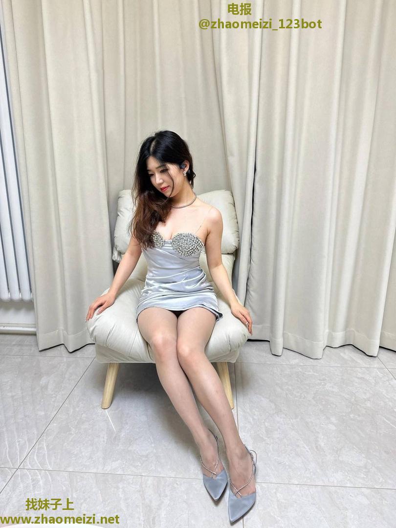 性感美鲍长腿少妇