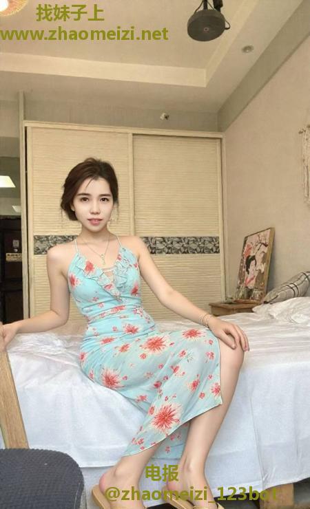 钟楼精致颜值老师