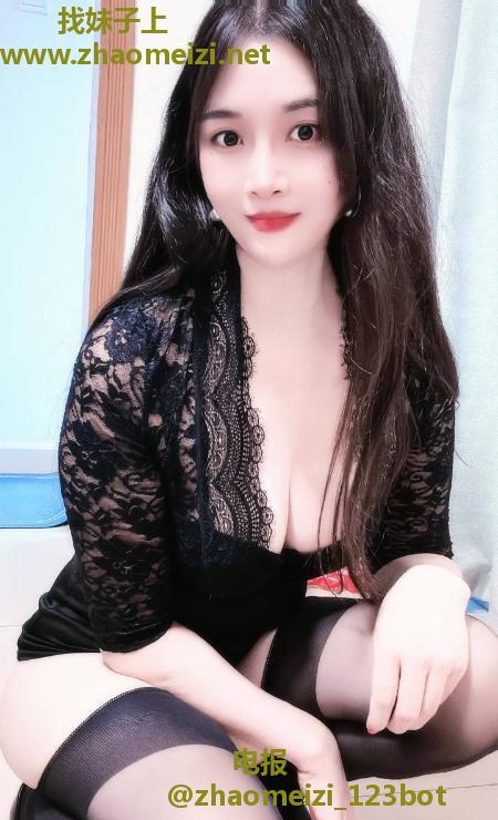 性感丰满翘臀月儿