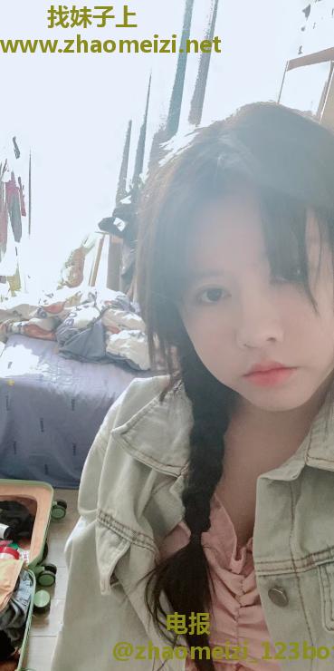 天河萝莉妹小伊