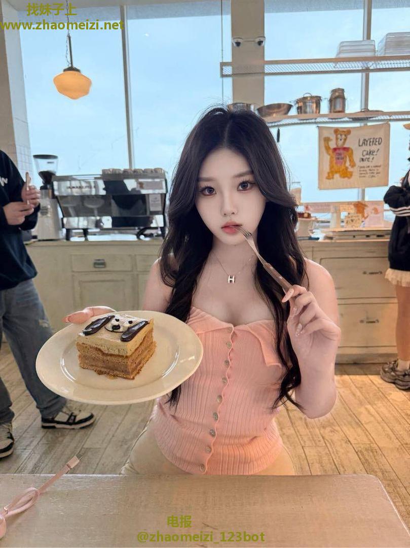 性感包臀少妇