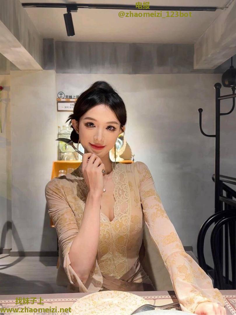 极品性感蕾丝边