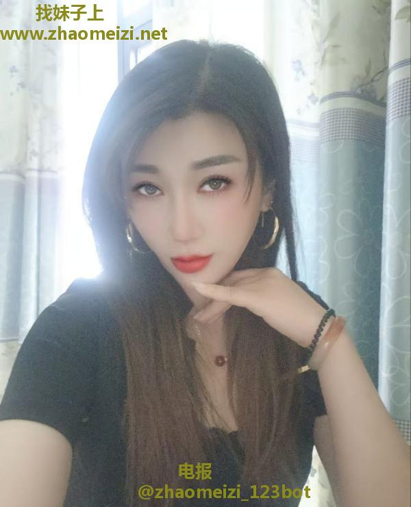 颜值人妻花妹