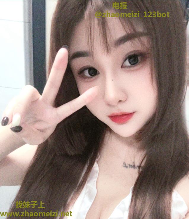 肉感肥臀小骚b