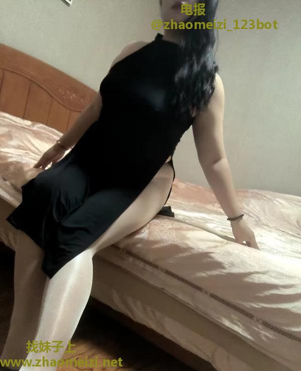 栖霞丰乳肥臀熟女