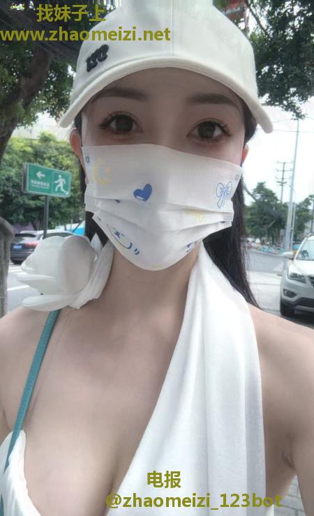 爱健身的御姐媛欣