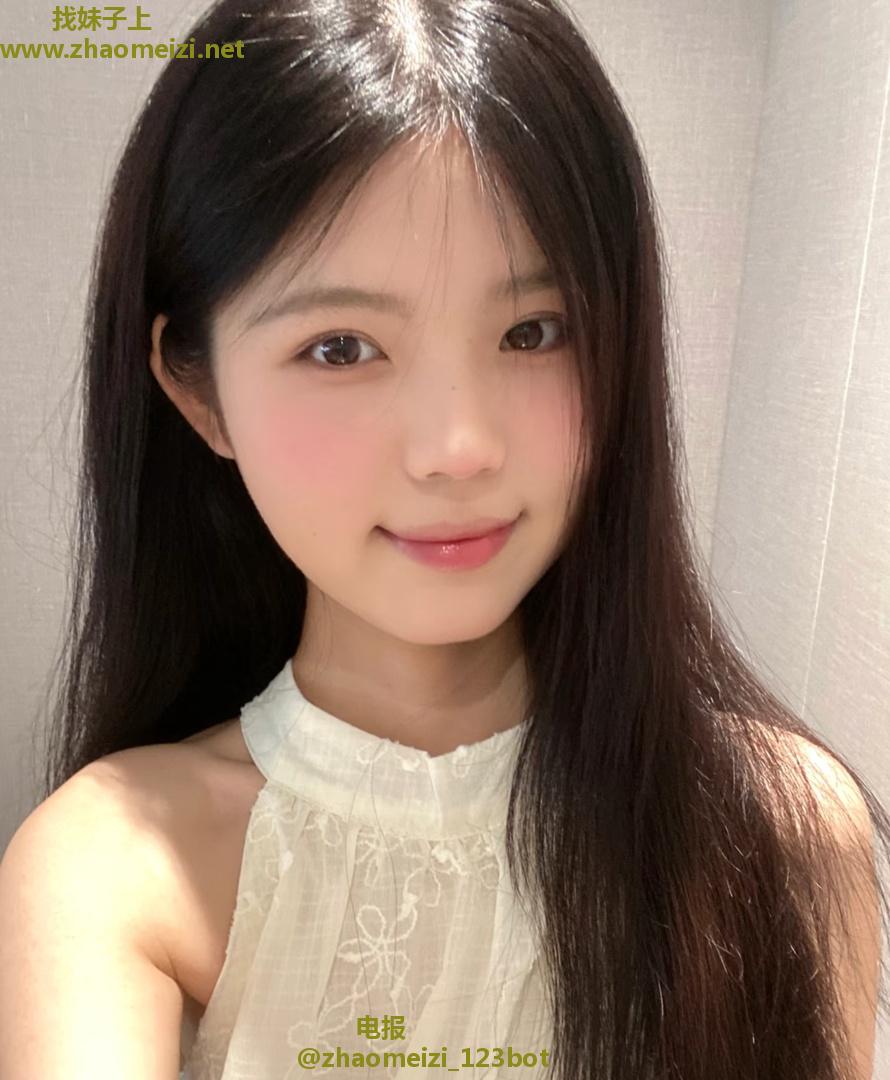 服务型性感女神婷宝