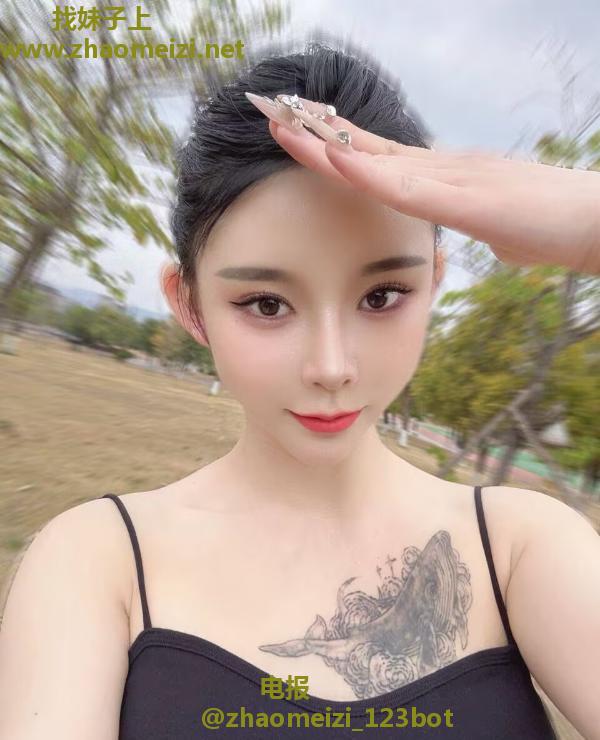 江汉女友系大长腿