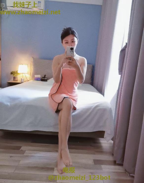翘臀暖妹小曼在姑苏