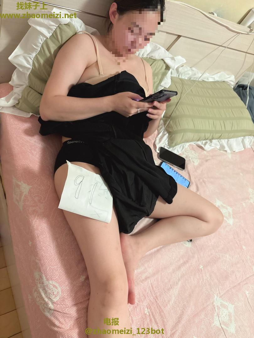 闷骚水多白嫩纯
