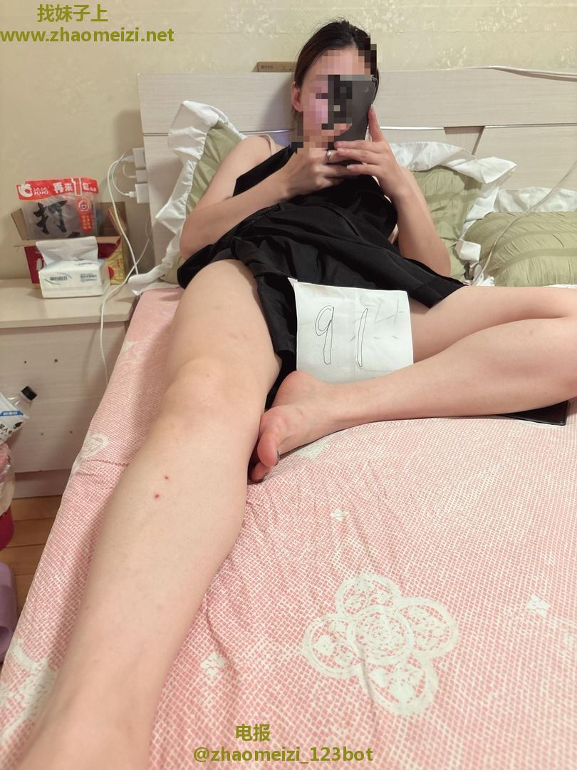 闷骚水多白嫩纯