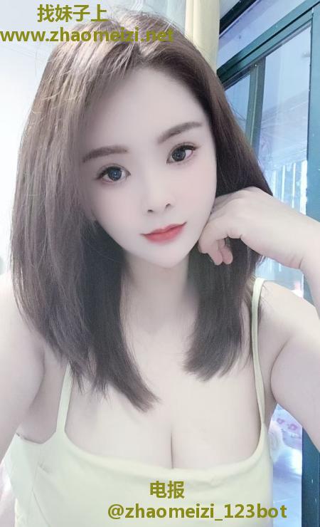 美女少妇
