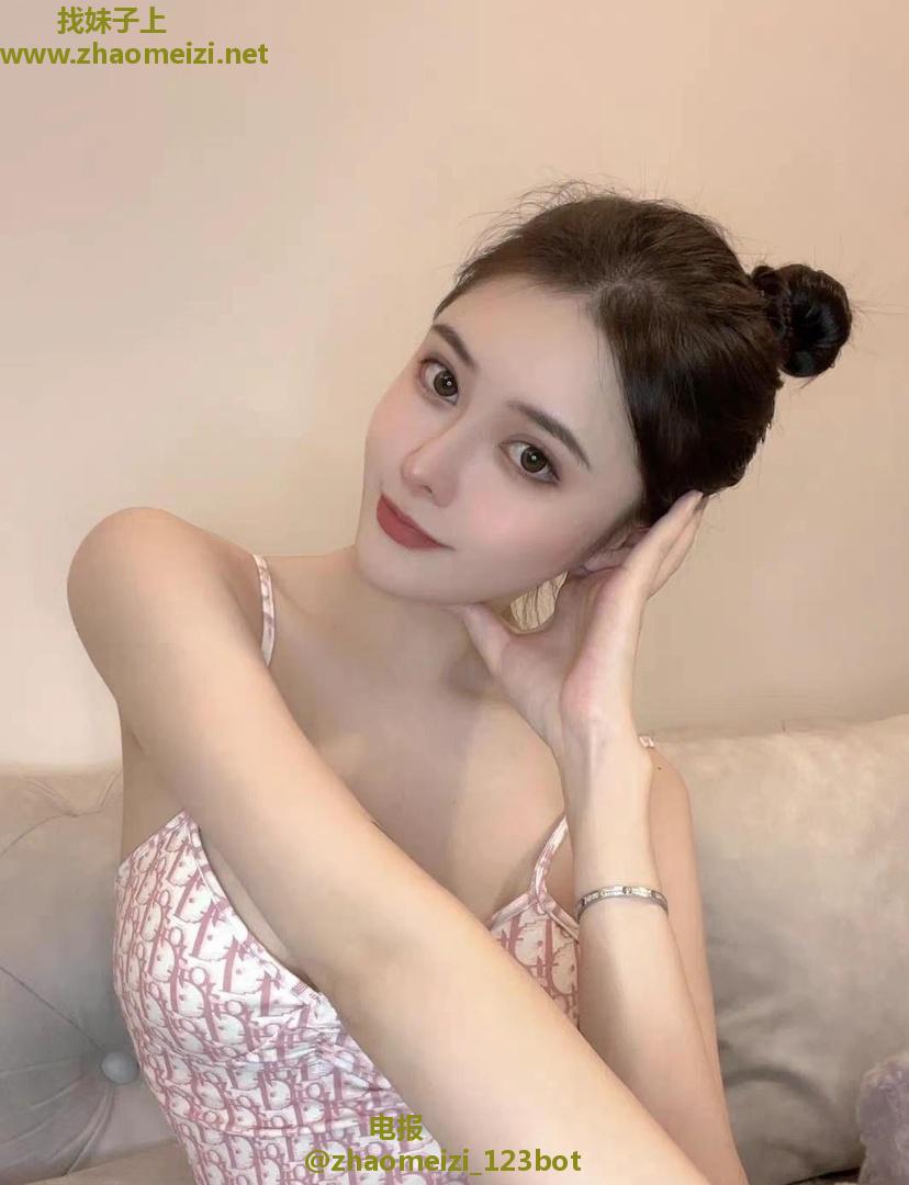 廊坊白虎兼职妹子小骚逼