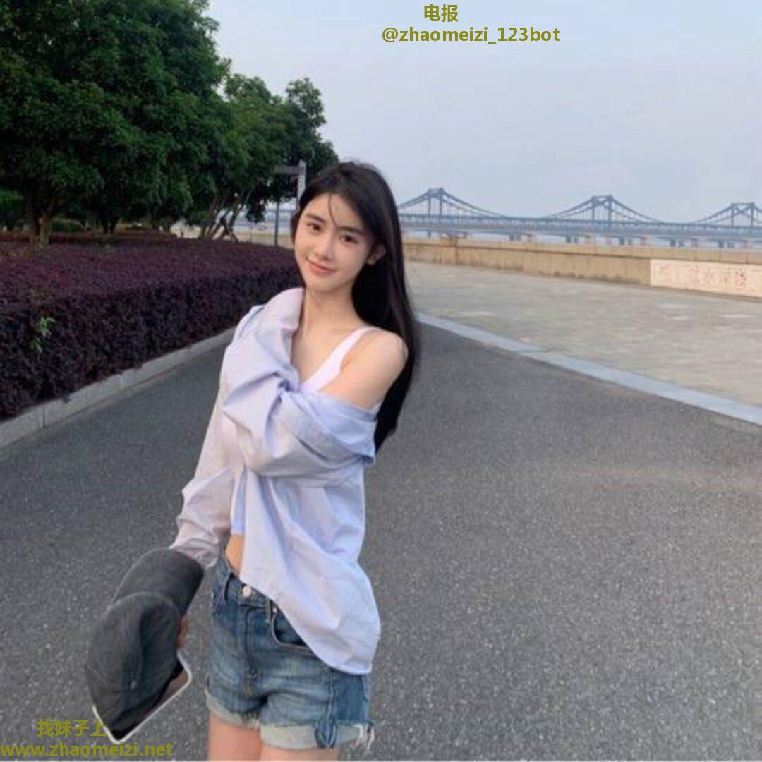 身材性感涵涵