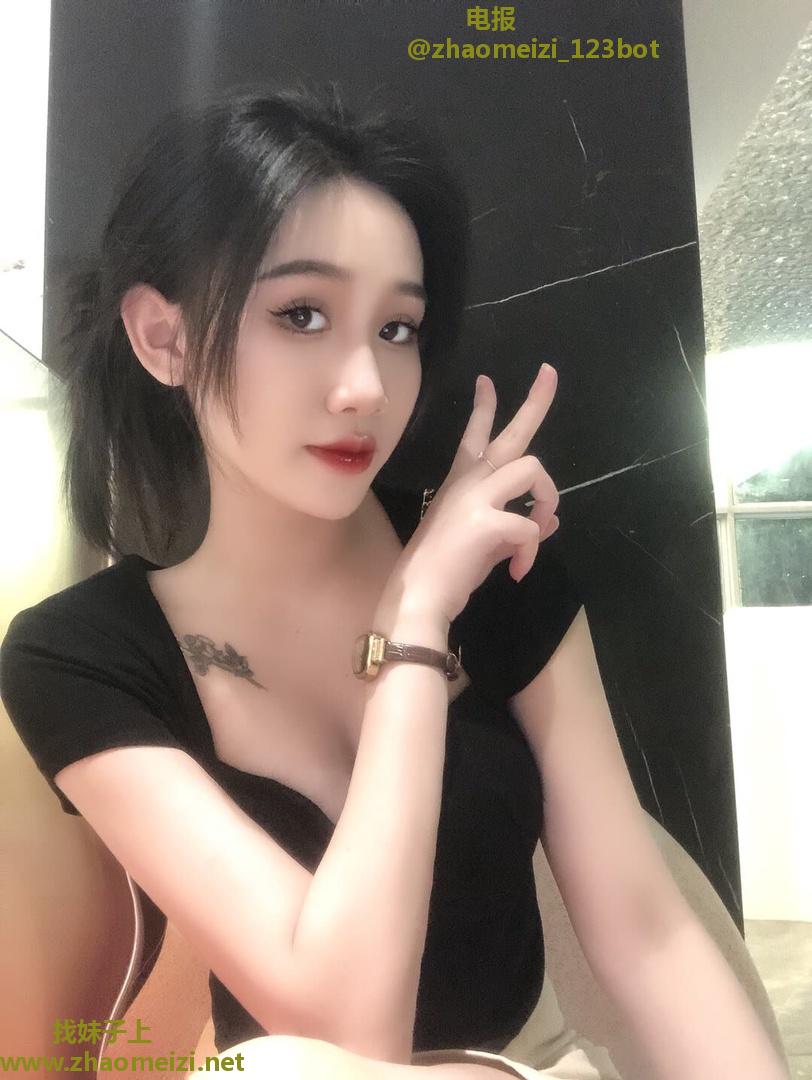 下海少妇 活好水多 