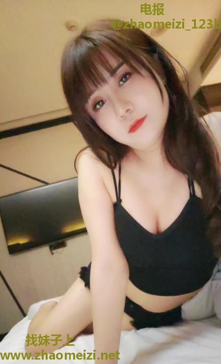 白云静静