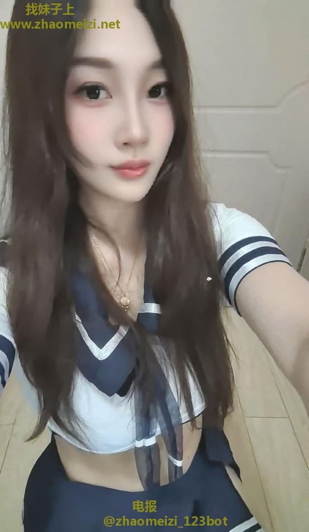 服务系肥臀姐姐
