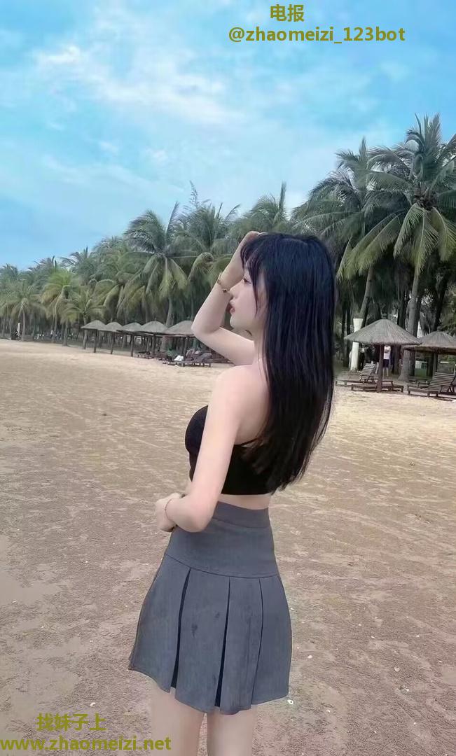 三墩居家少女
