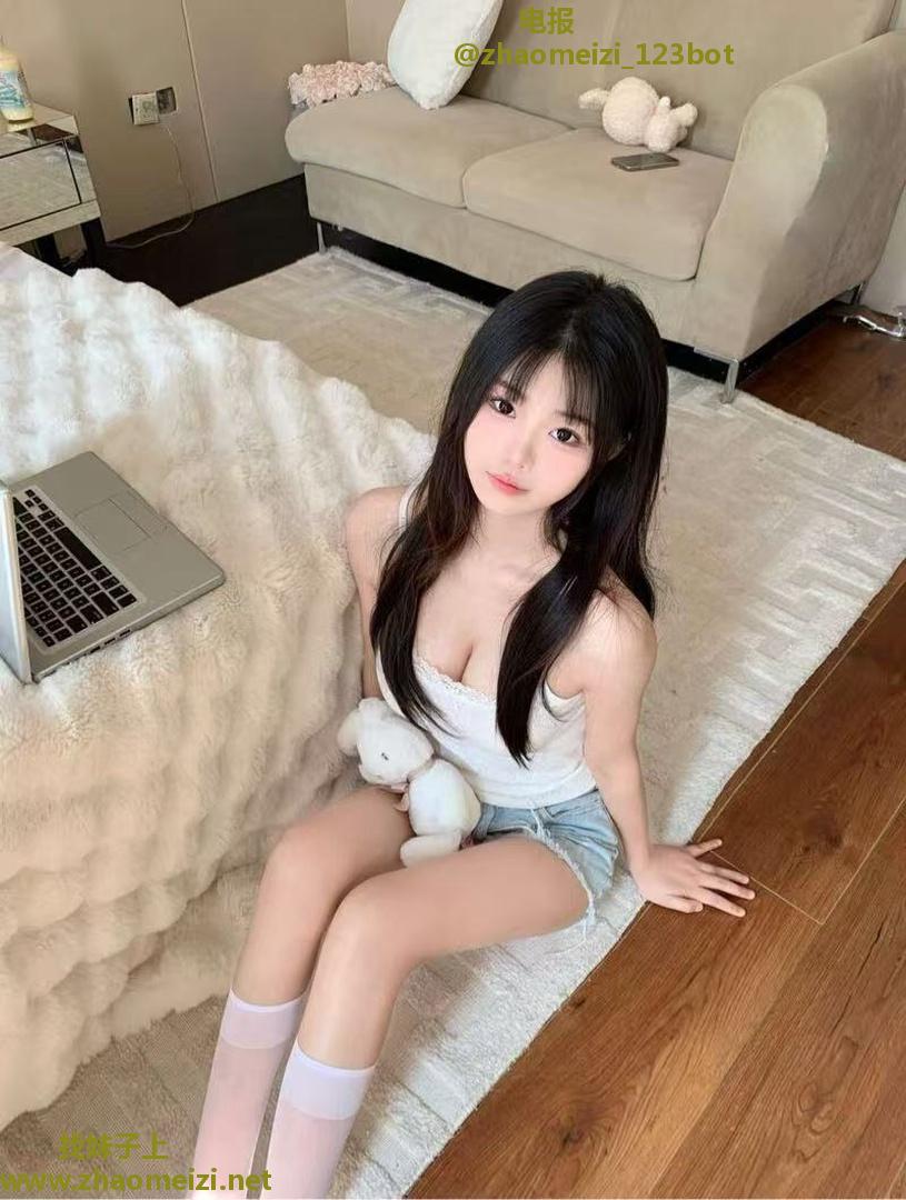 天河新人嫩妹刚出道
