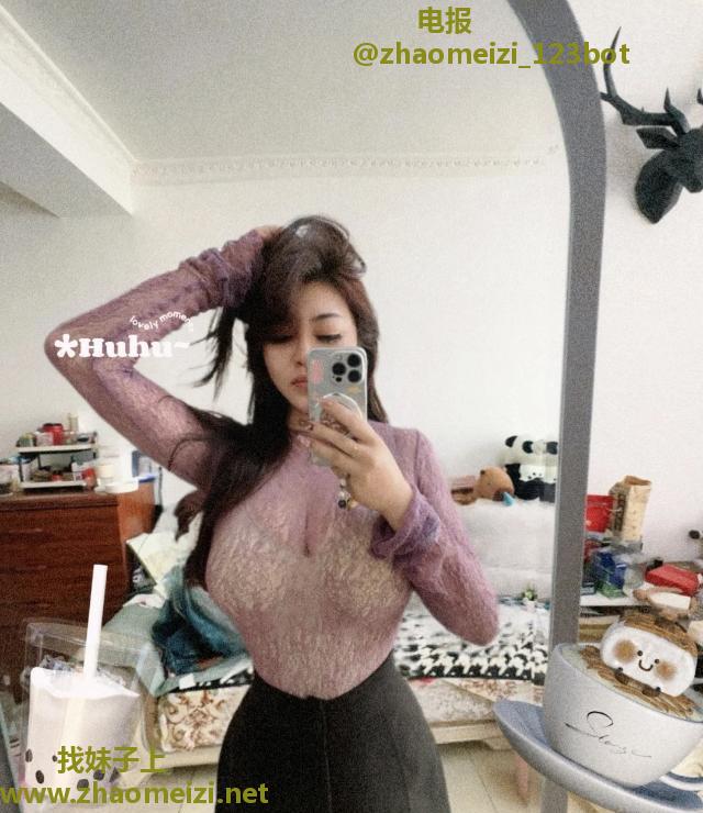 巨乳李大包子