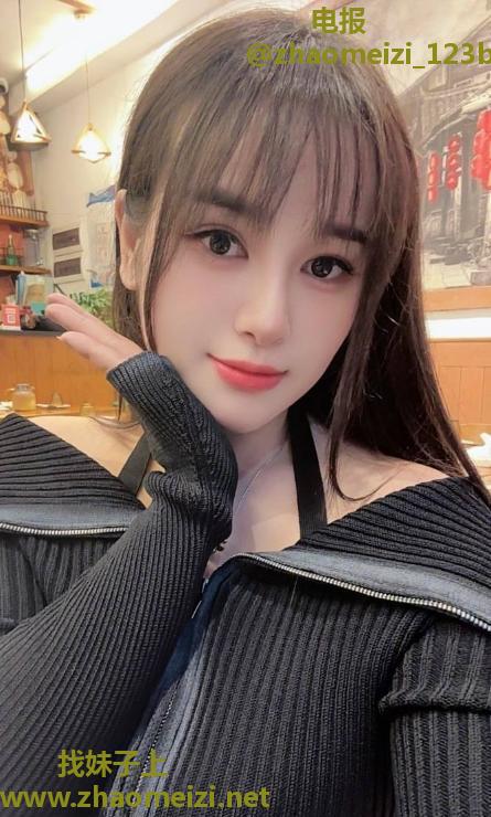 龙岗巨乳气质美女