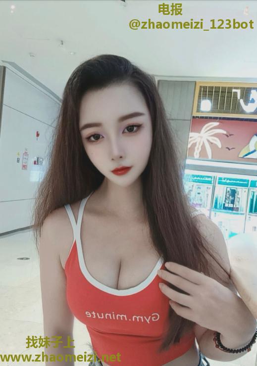 梅花园菲菲