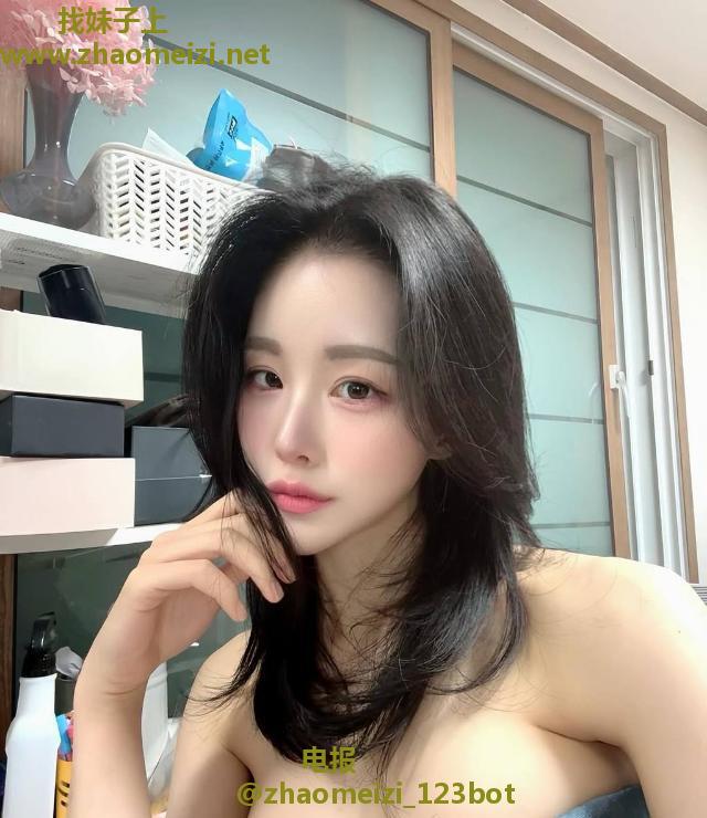 福田丰乳翘臀御姐晚街