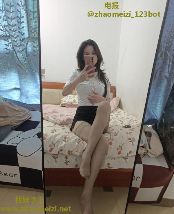 佛山妖娆长腿小姐姐
