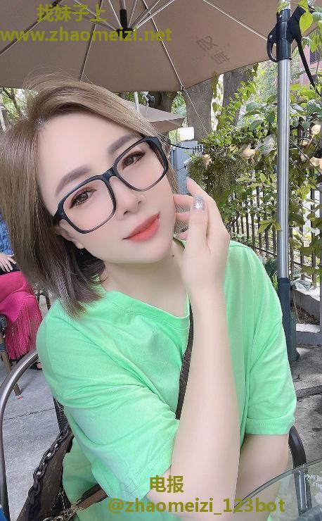 广州熟女眼镜姐姐