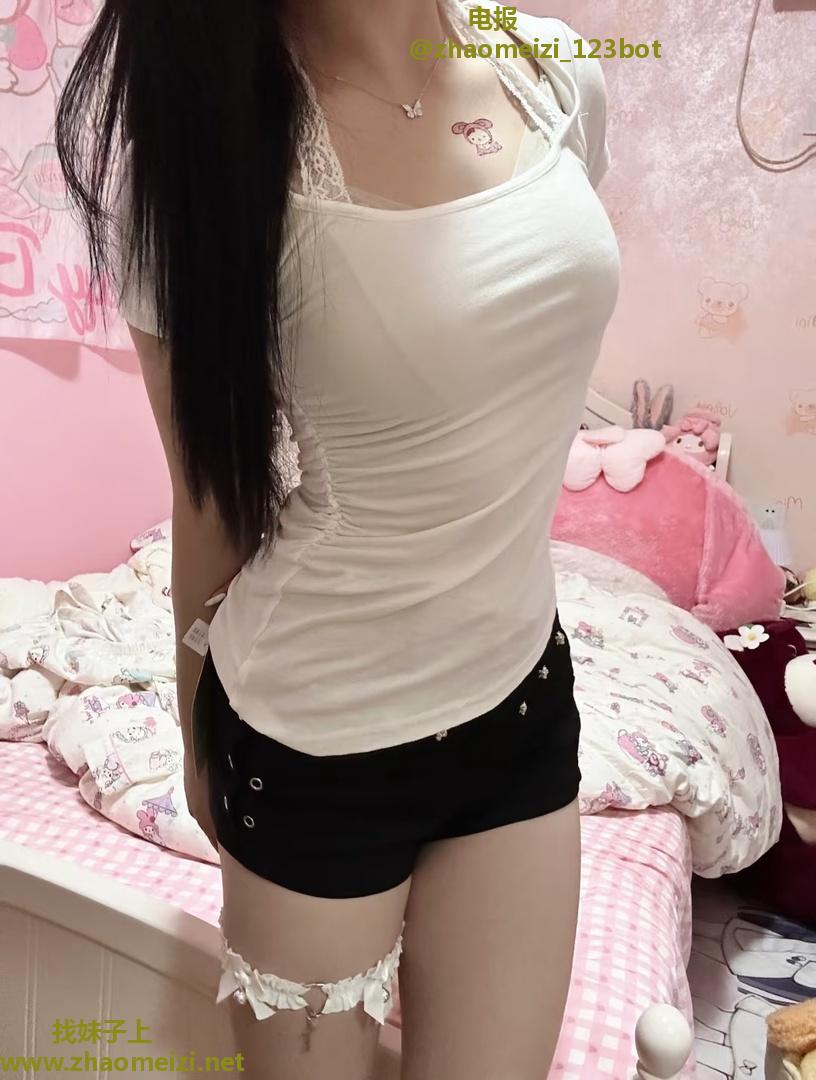 朝阳美艳大胸少妇